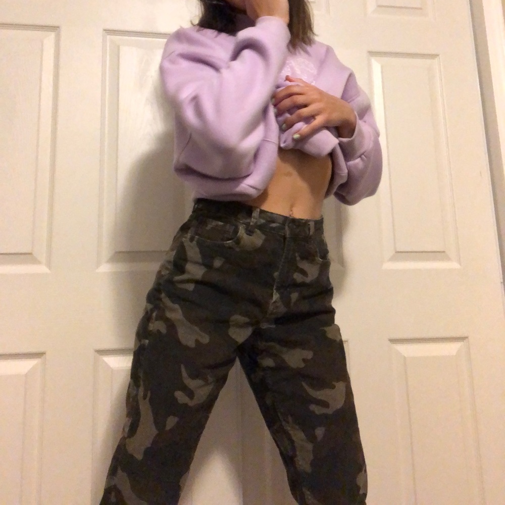 American Eagle Outfitters camo jeans